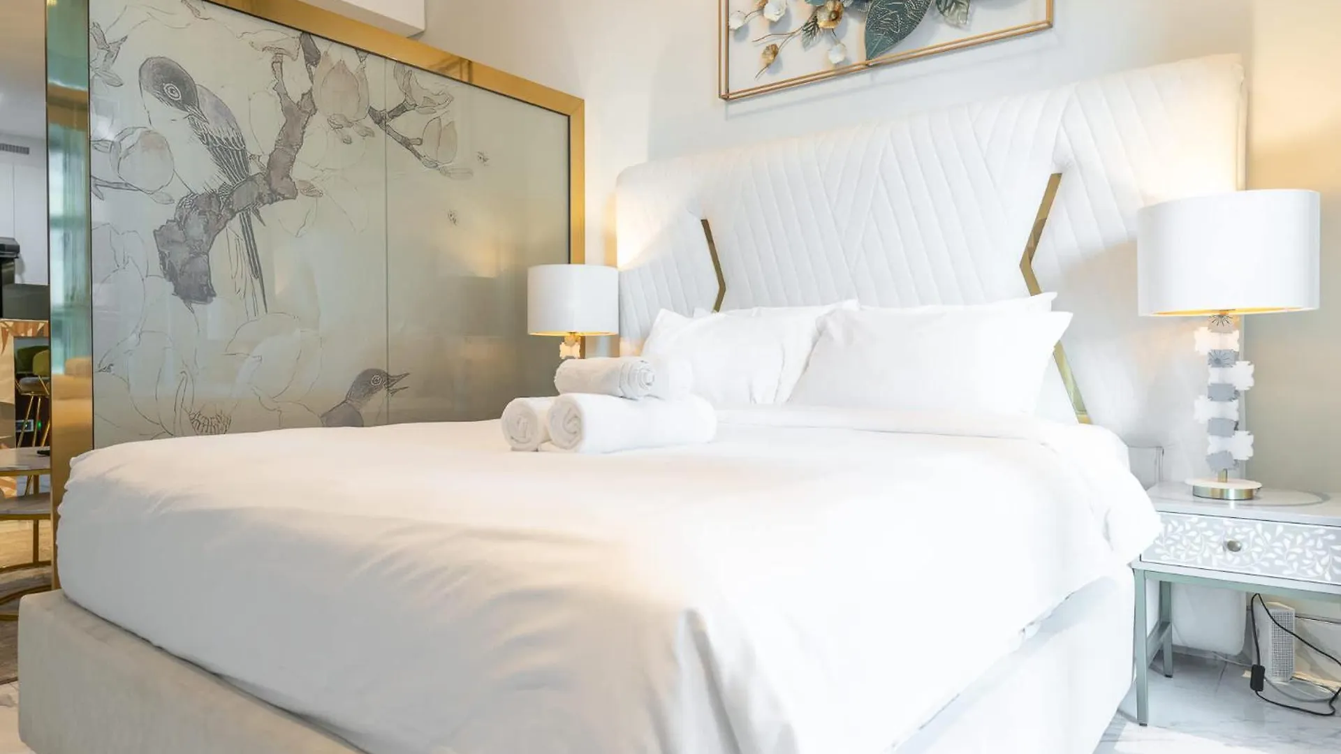 Studio In J One Tower Perfect For Your Stay And Sleeps 4 Dubai United Arab Emirates