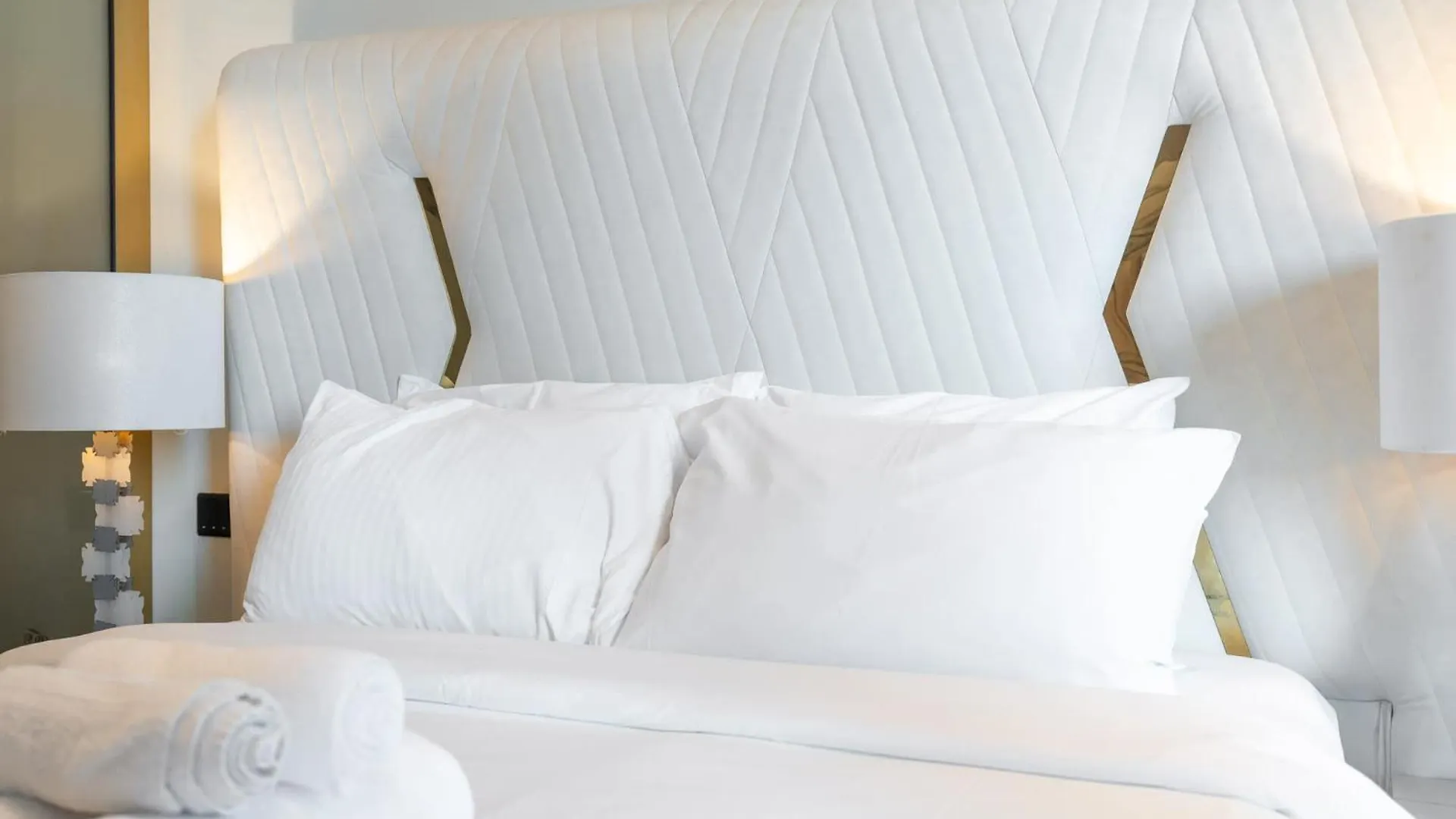 Studio In J One Tower Perfect For Your Stay And Sleeps 4 Dubai United Arab Emirates