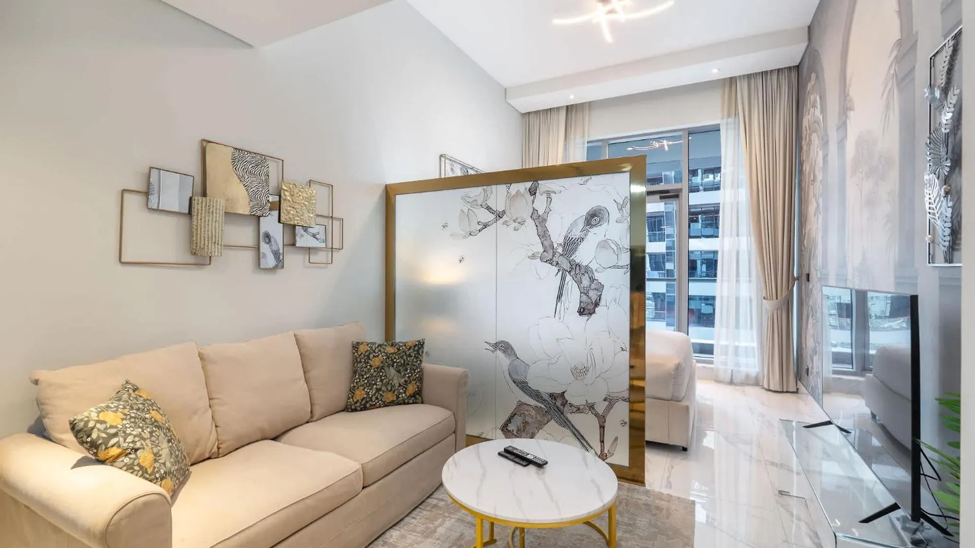 Studio In J One Tower Perfect For Your Stay And Sleeps 4 Dubai Apartment