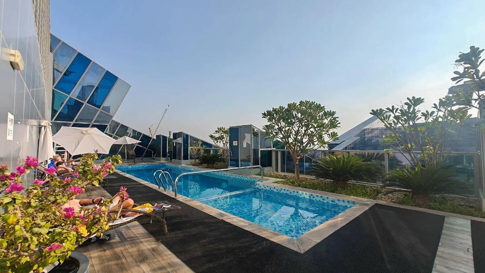 Apartment Studio In J One Tower Perfect For Your Stay And Sleeps 4 Dubai