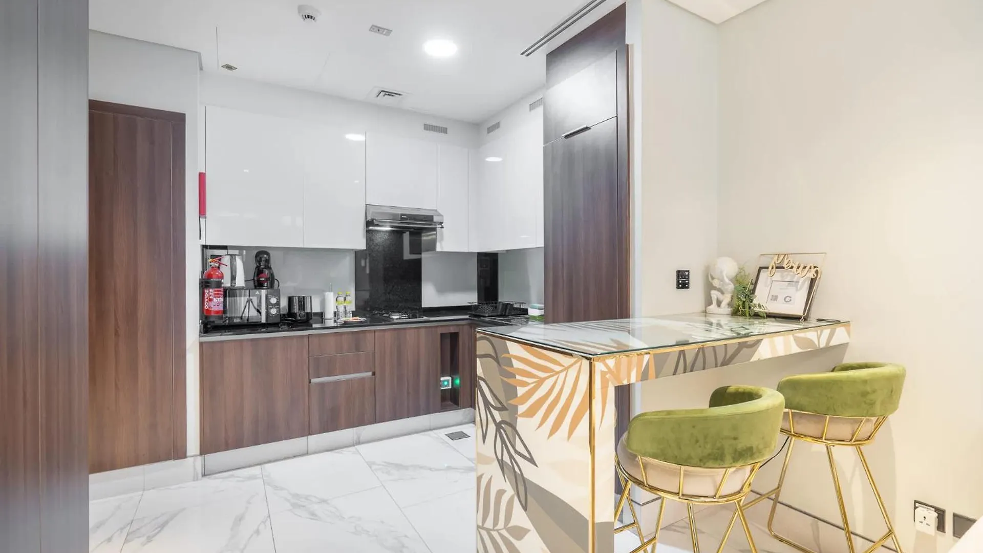 Apartment Studio In J One Tower Perfect For Your Stay And Sleeps 4 Dubai